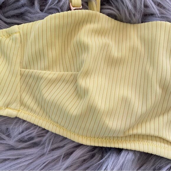 Xhilaration Bandeau Bikini Top, 32 B - Picture 4 of 8